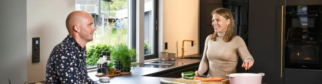 Elko-Smart-familie-middagstid-2-1050x700-1