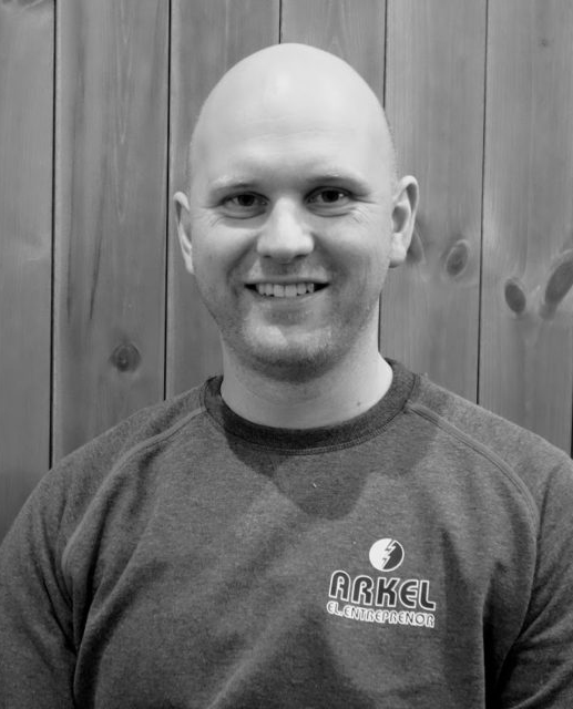 kontakt-Erlend-960x640